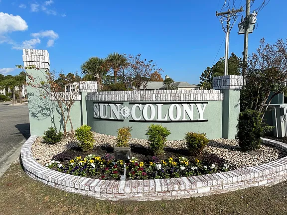 Sun Colony 205 Photo