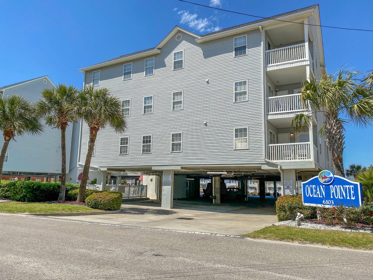 Resort Ocean Pointe